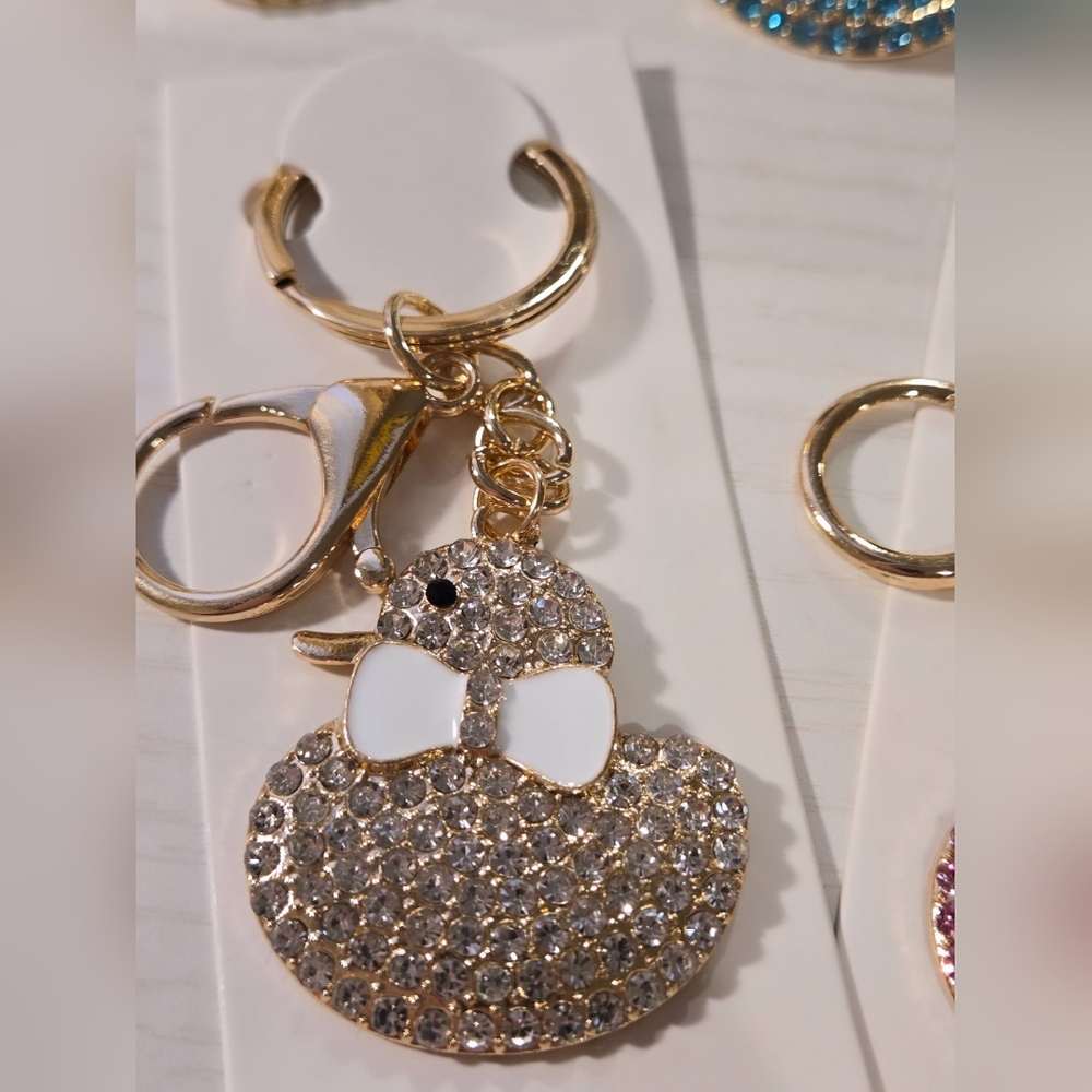 Elegant Goldtone and White Duck Keychain/ Purse Charm